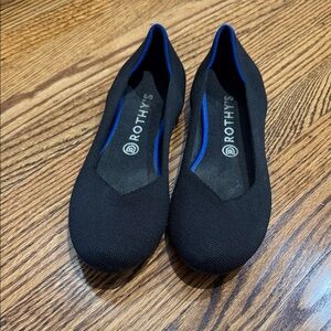 Rothy's Women's The Round Toe Black and Blue Flats
